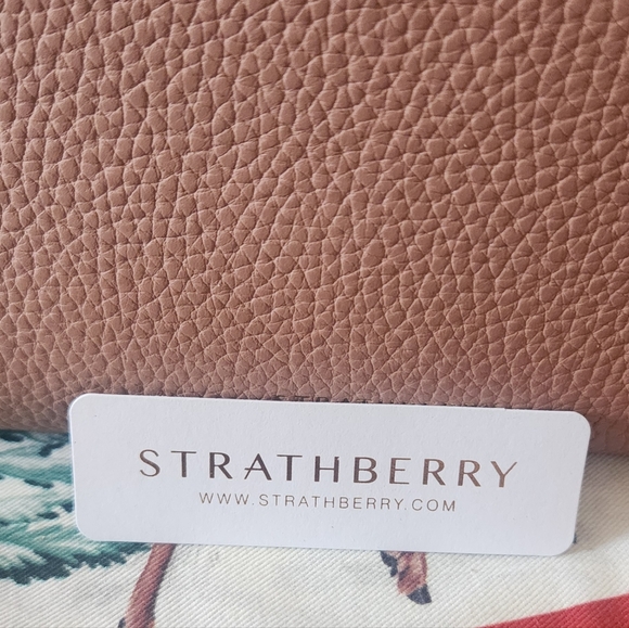 Strathberry Multrees Hobo Pink - Picture 7 of 7